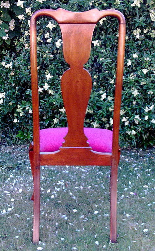 Wanted - Wanted, 1 3 Queen Anne style fiddle back mahogany dining chairs