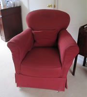 I would like another armchair to match the one in the picture
