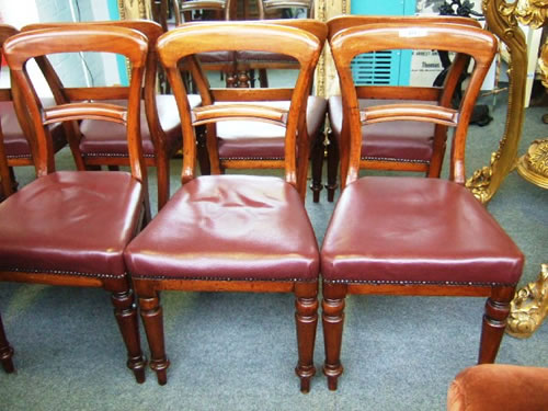 SOLD - A very good quality set of 8 matching Victorian golden mahogany chairs
