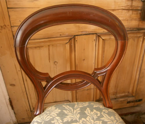 SOLD - An excellent quality set of six Victorian mahogany balloon back chairs