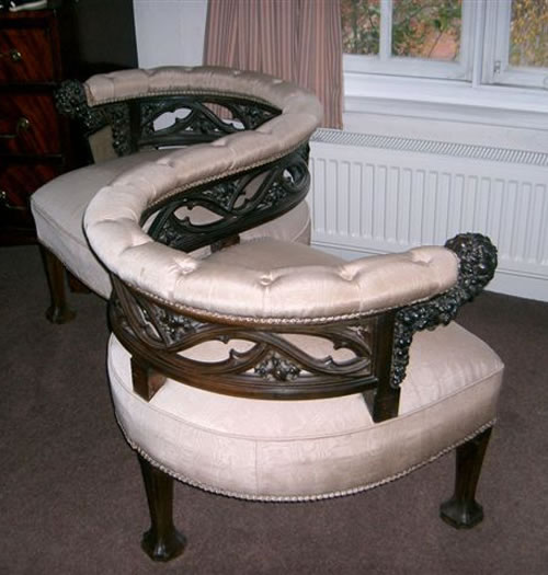 For Sale - A fantastic quality late Victorian conversation seat